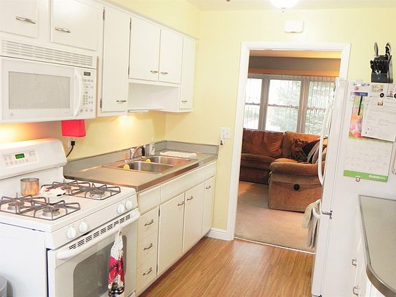 5th image of 10857 Willfleet Dr