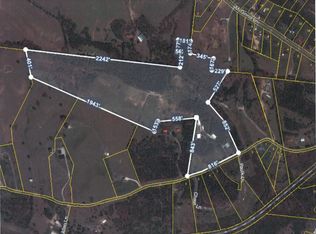 58 Holmes Gap Rd, Brush Creek, TN 38547