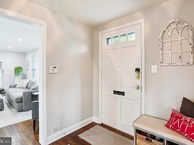 7832 Fulbright Ct — Photo 15
