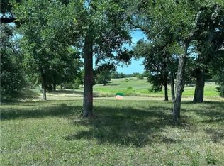 S Jefferson Ave, Cameron, TX 76520