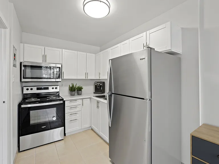 72 Devonshire Ave — Photo 7