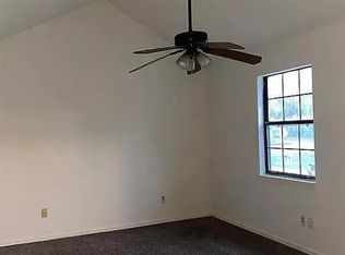 7439 Longview Rd, Kansas City, MO 64134