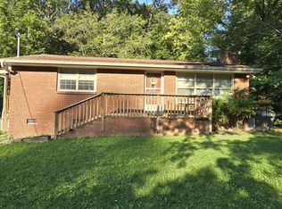 806 N Knob Creek Rd, Seymour, TN 37865