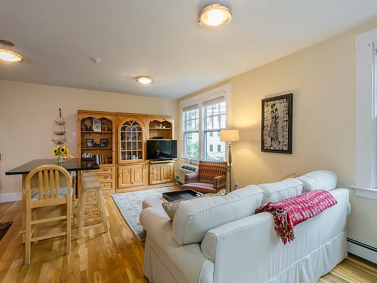 429 Norfolk St #18 — Photo 1