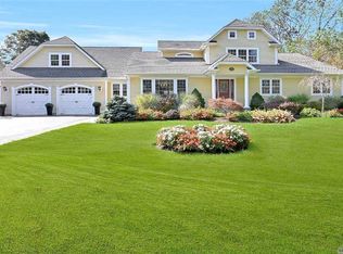 84 Edwards Ave, Sayville, NY 11782