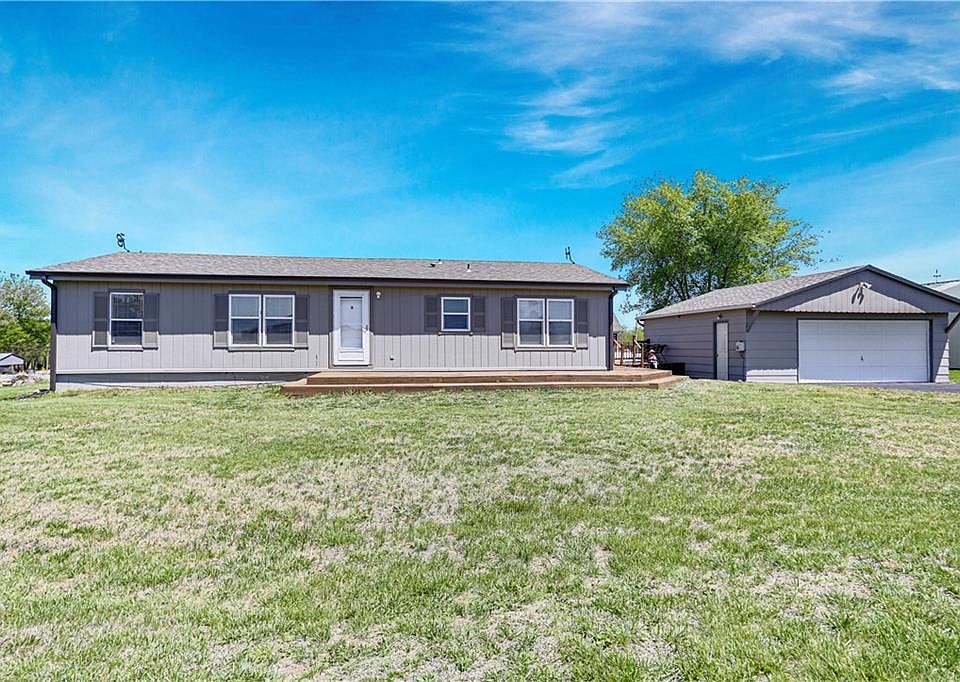 26 Forest Cottage Dr, Linn Valley, KS 66040 Zillow