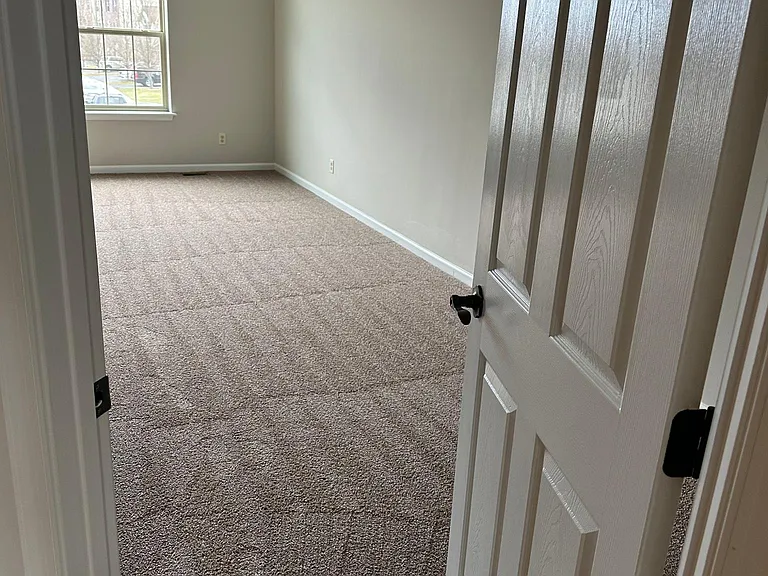 13 Delano Dr — Photo 12