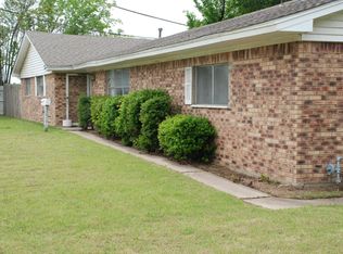 2028 S Center St, Arlington, TX 76010