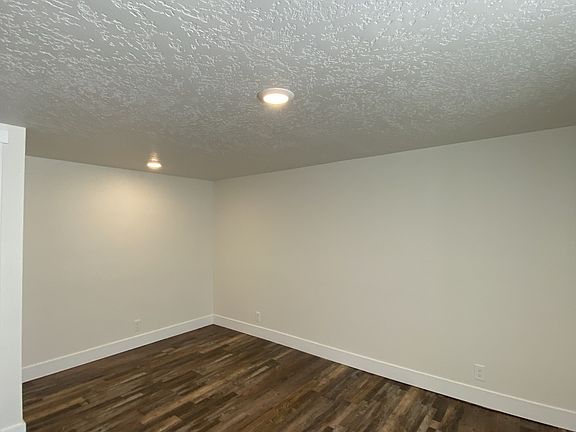 2nd image of 540 Jefferson St #14