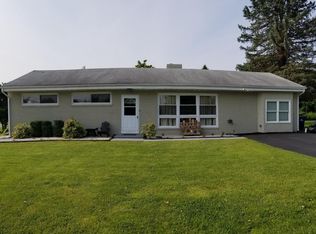 2 Maple Ave, Coatesville, PA 19320