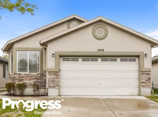 1040 W York Dr, North Salt Lake, UT 84054