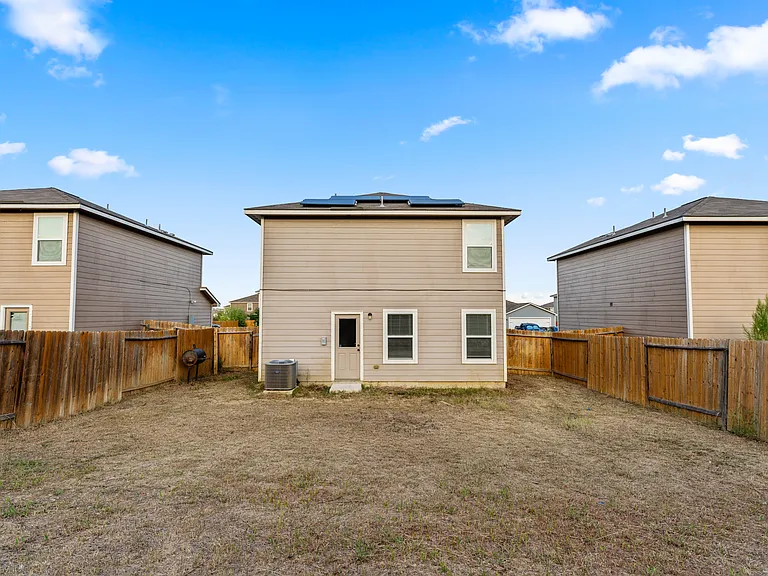 6511 Chevler Pass — Photo 19