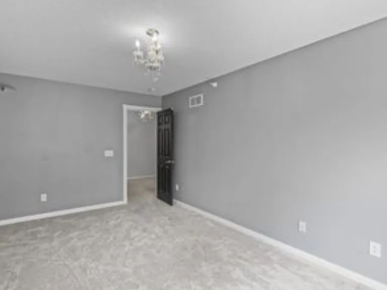 3870 Abercrombie Ln — Photo 6