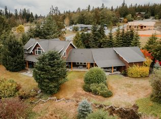 13191 Buchanan Ln, Mount Vernon, WA 98273