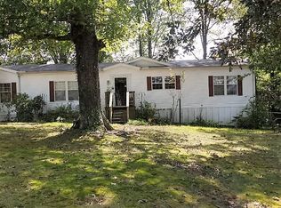 1860 Highway 424, Cedar Grove, TN 38321