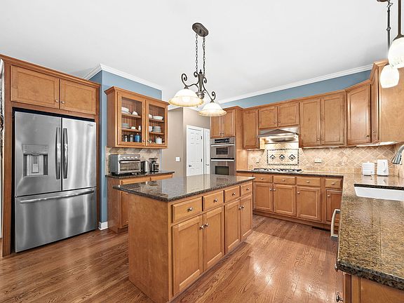 3rd image of 2816 Cordgrass Rd