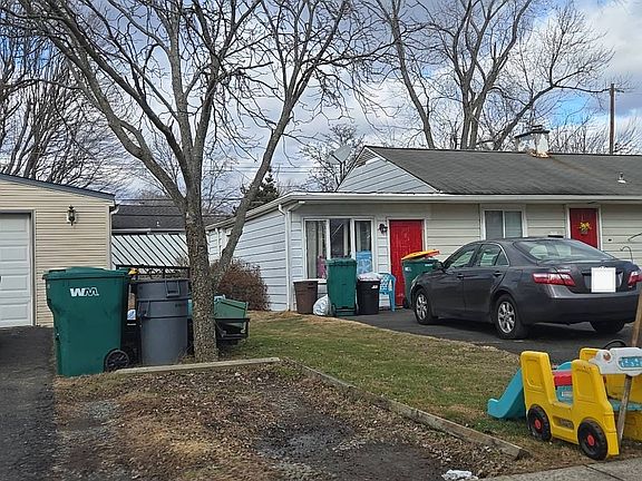 5th image of 623 Chatham Rd