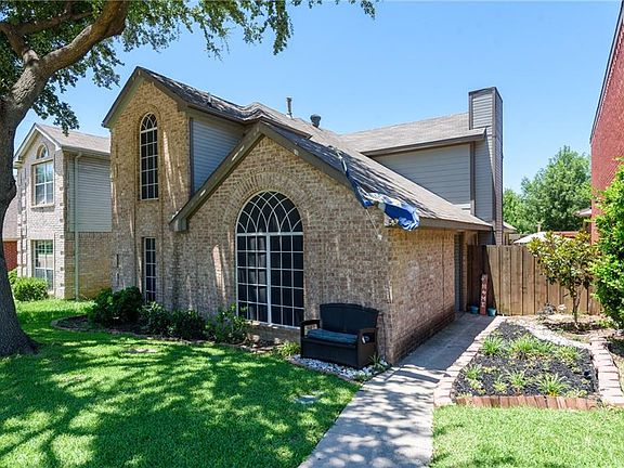 2nd image of 565 Valley View Dr