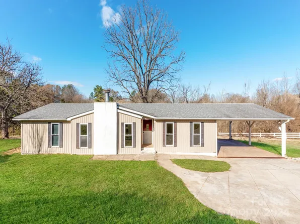2665 Harris Henrietta Rd, Mooresboro, NC 28114