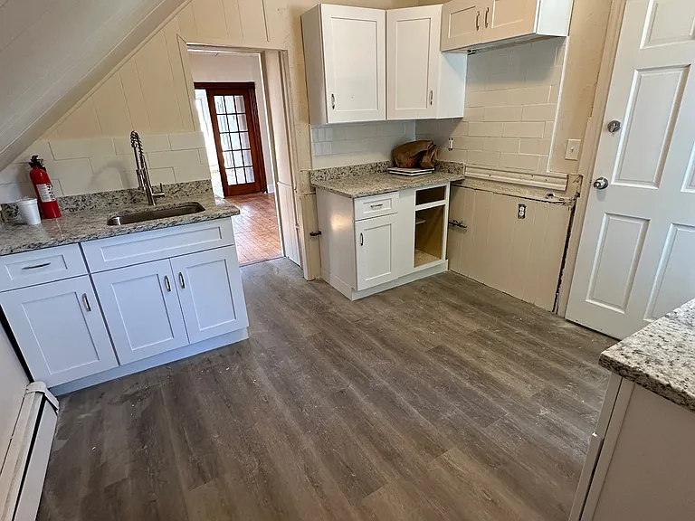 13 Magill St #3 — Photo 8
