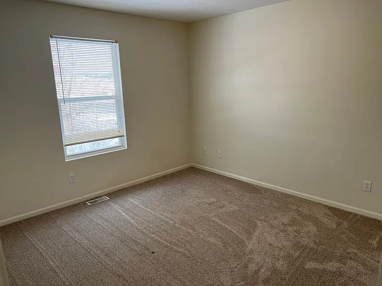 3585 Greenly Ct — Photo 13