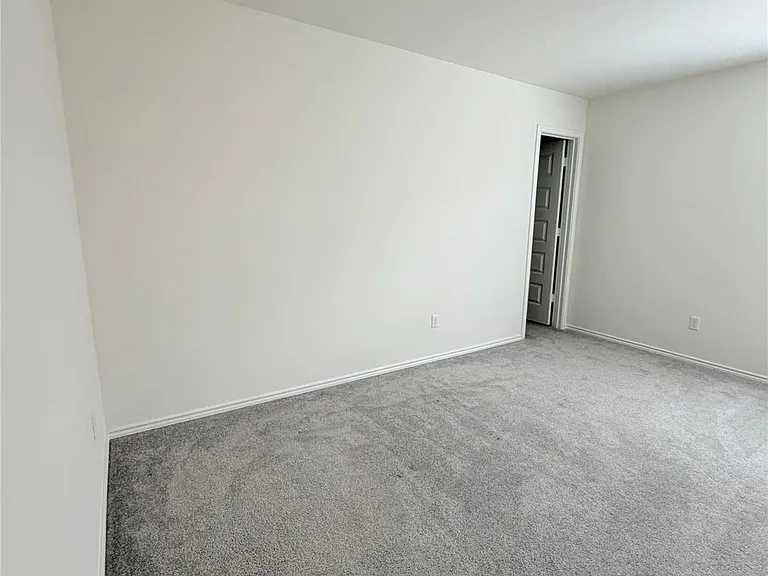 4406 Venticano Pl — Photo 35