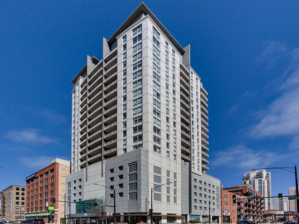 1st image of 330 W Grand Ave APT 1407