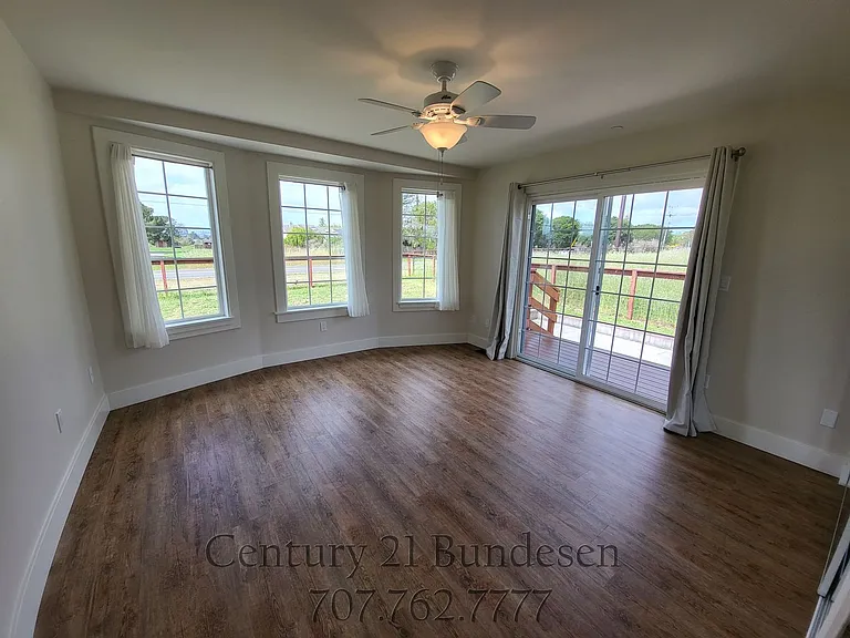 811 Old Adobe Rd — Photo 12