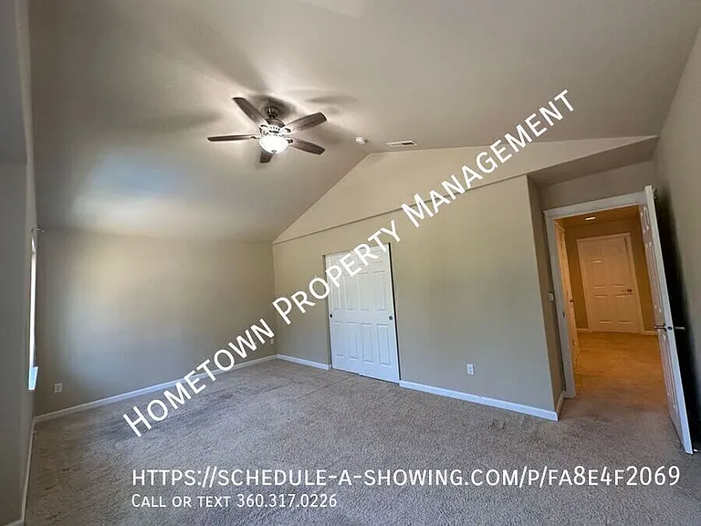 4241 Dudley Dr NE — Photo 14