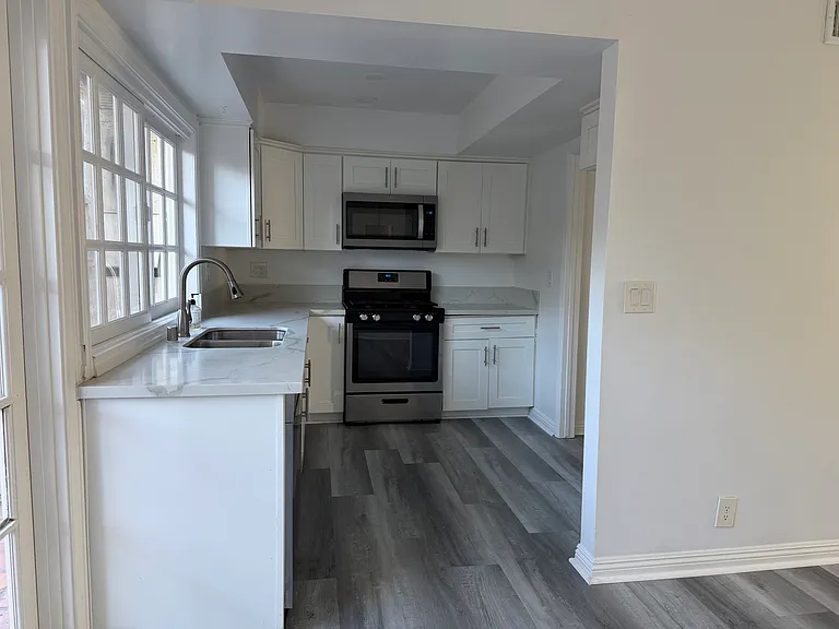 2450 Vista Hogar — Photo 33