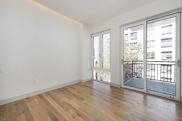 Rented by Bold New York | media 10