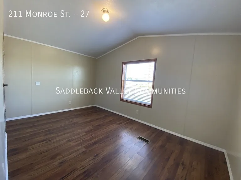 211 Monroe St #27 — Photo 18