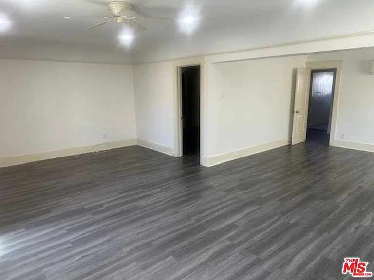 5850 Arlington Ave — Photo 11