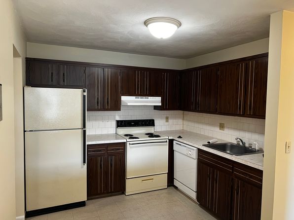 740 Central St #HAN6