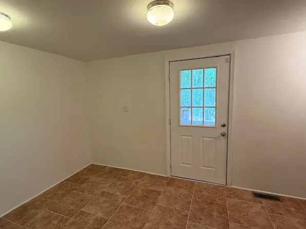 7826 Caswell Rd, Stanley, NC 28164