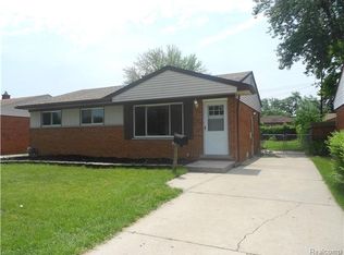 32081 Birchwood St, Westland, MI 48186