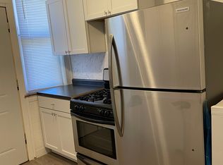 1954 W 115th St #2E, Chicago, IL 60643