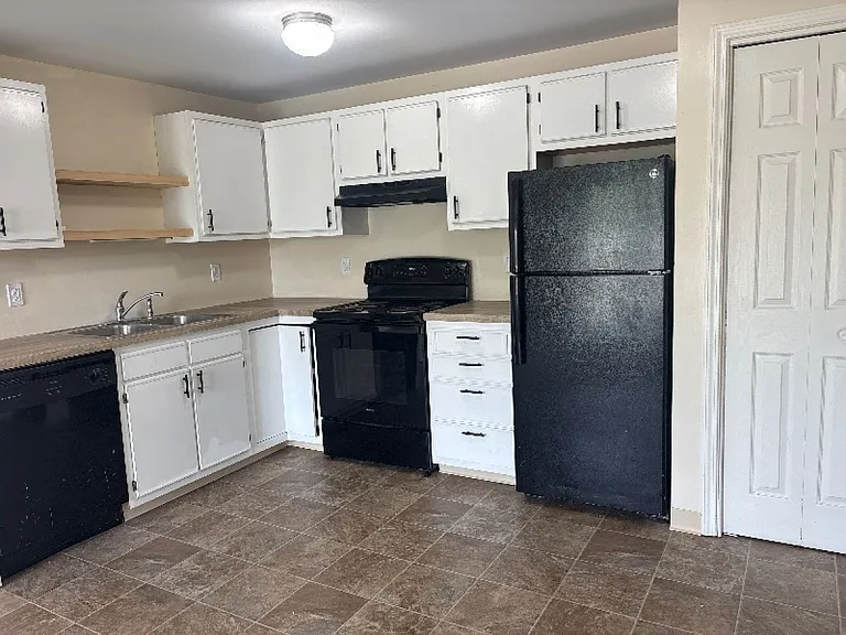 6824 Plaza Dr #12 — Photo 6