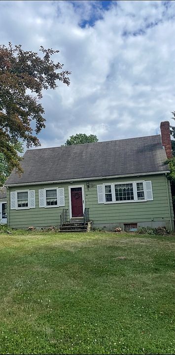 1st image of 11 Glenn Dr