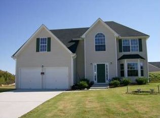 6862 Smoke Ridge Dr, College Park, GA 30349