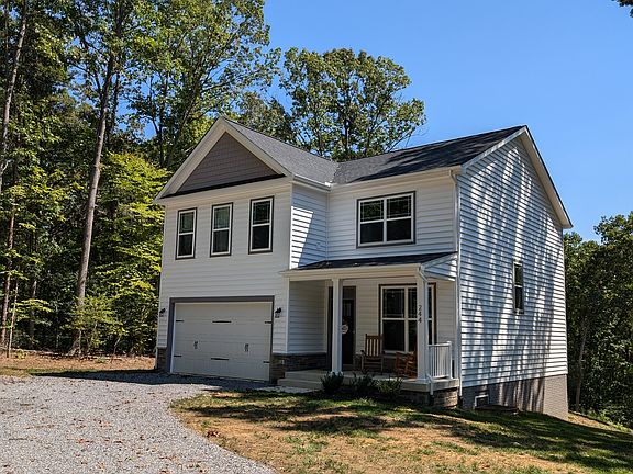 4th image of 244 Olde Concord Rd