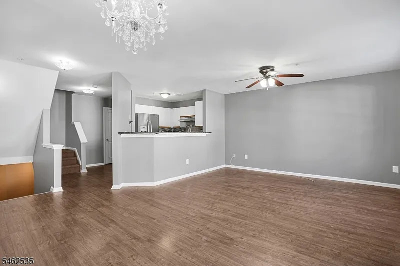 2 bed, 1.5 bath, $2,900 — Photo 3