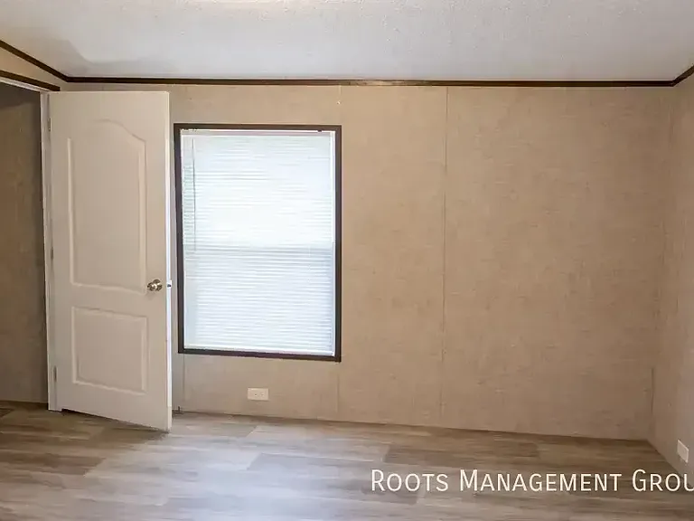 343 Linda Dr #315 — Photo 5