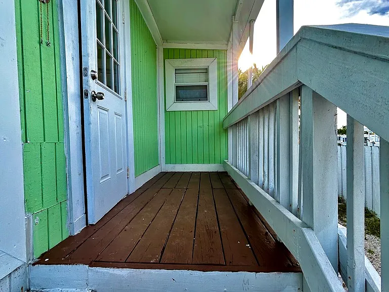 100 Sunset Ln — Photo 19
