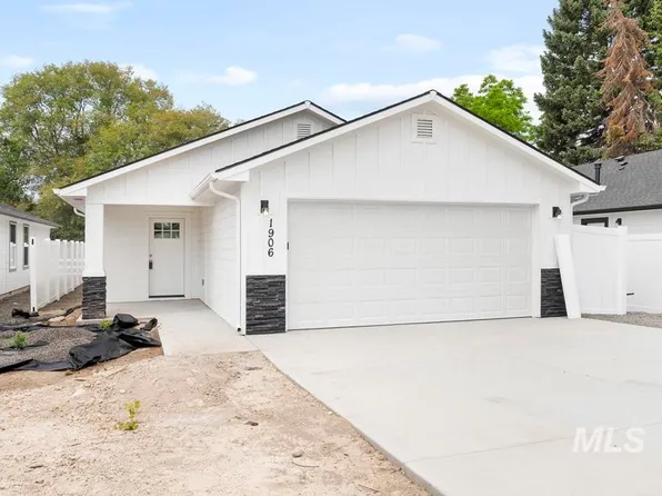 1906 Oregon Ln, Caldwell, ID 83605