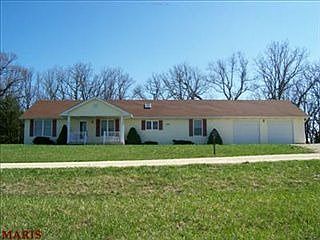 5th image of 410 Hereford Park