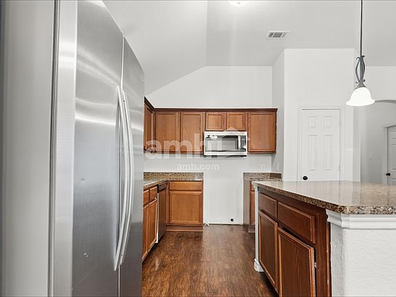 4th image of 1313 Rosedale Springs Ln