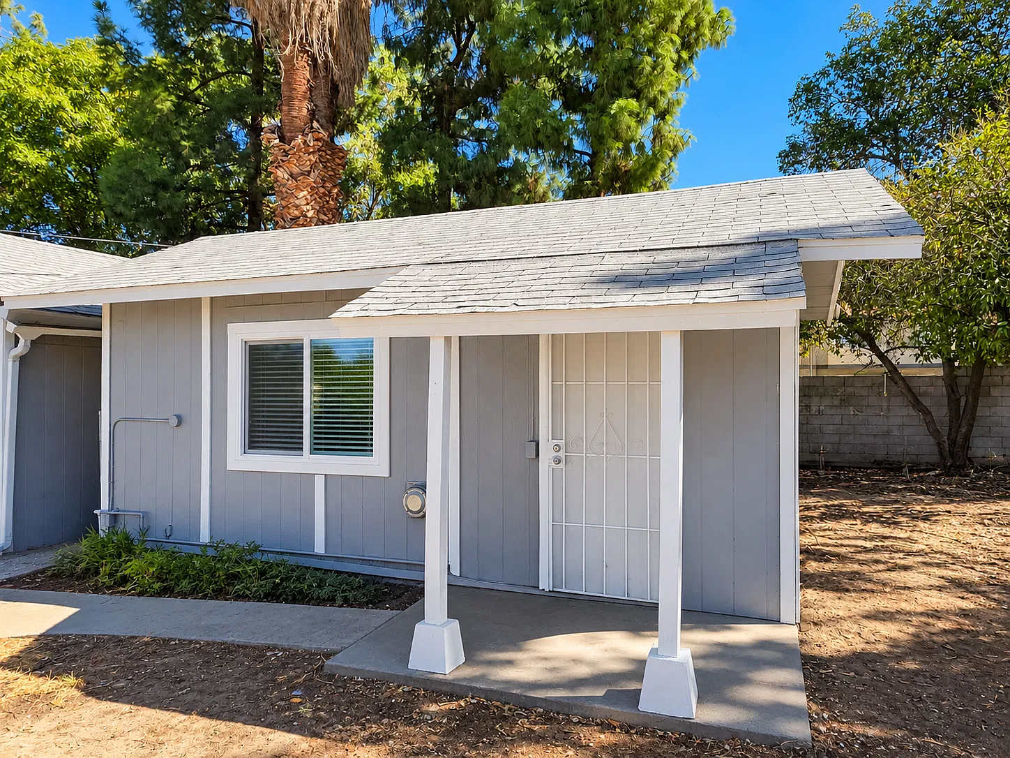 Studio, 450 sqft, $1,495 — Photo 2