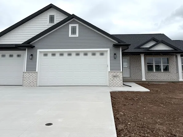 3027 Woodward Way, De Pere, WI 54115