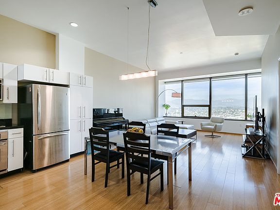 3rd image of 1100 Wilshire Blvd APT 3104